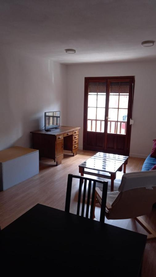 Mym Appartement Riaño Buitenkant foto